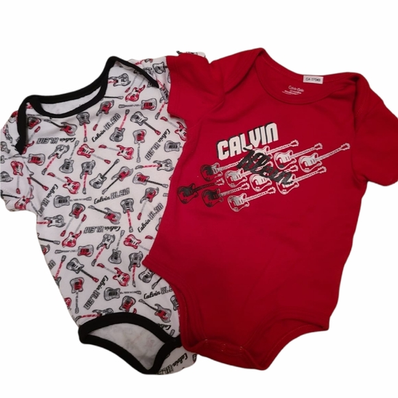 Calvin Klein set of two onesies/bodysuits - Picture 1 of 3